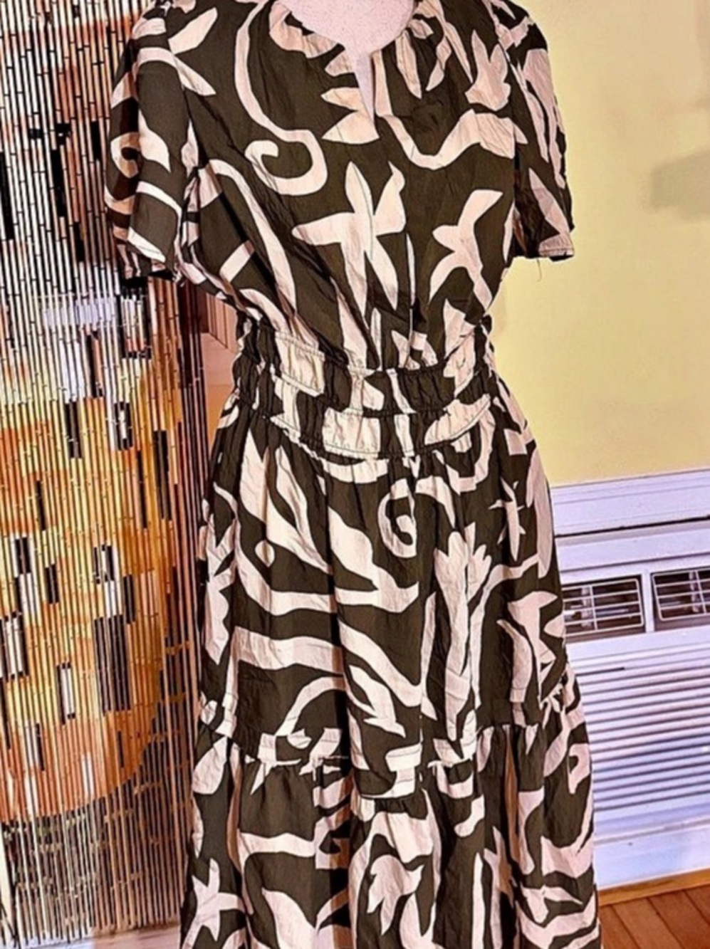 Signature by Robbie Bee Abstract Midi Dress in Green & Pink Size Small. Brand Ne